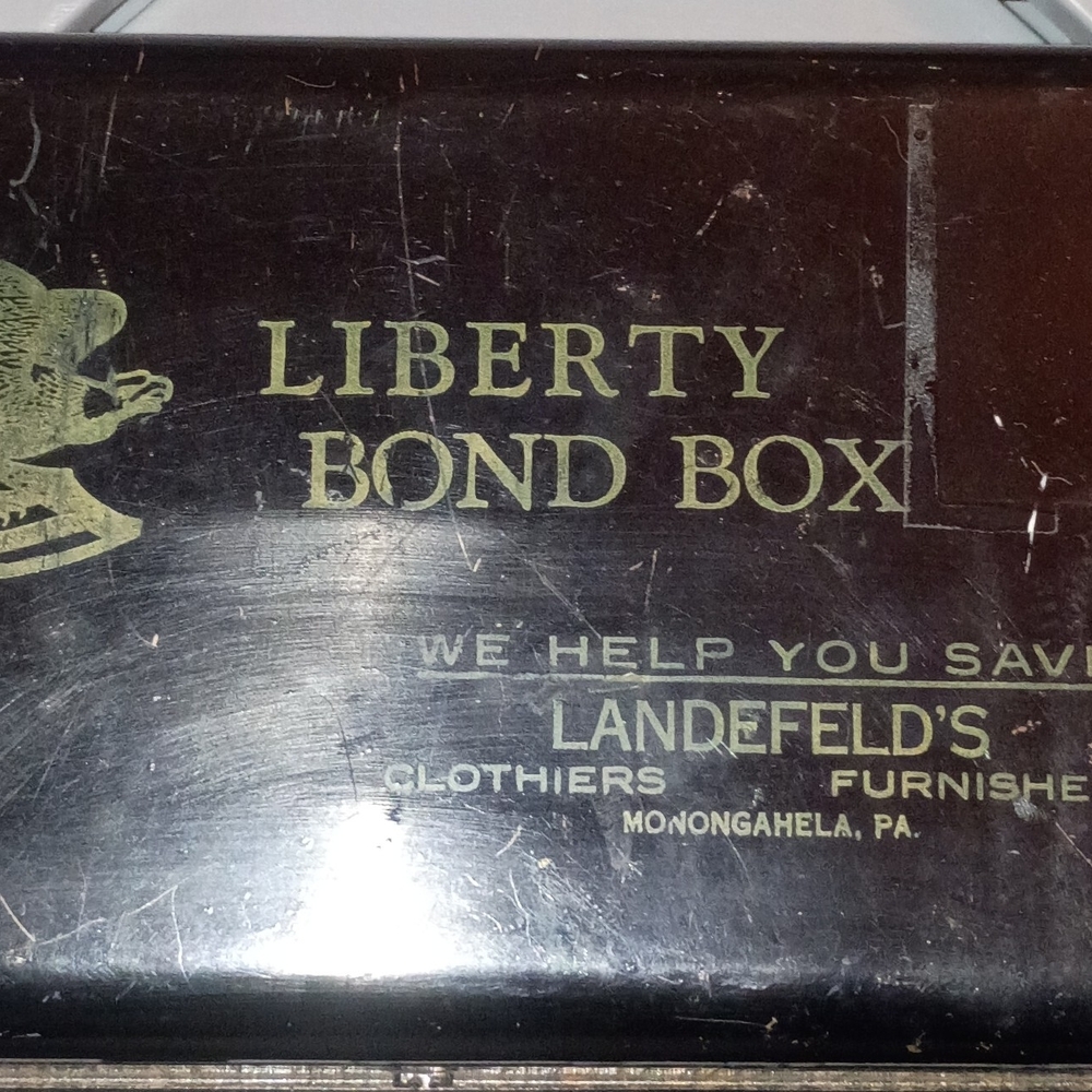 Liberty Bond Box with Gold Text